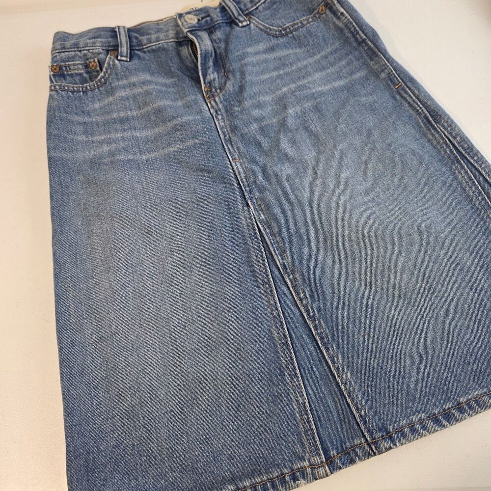 GAP Classic Light Blue Denim A-Line Skirt Women's Size 0 Mid Length